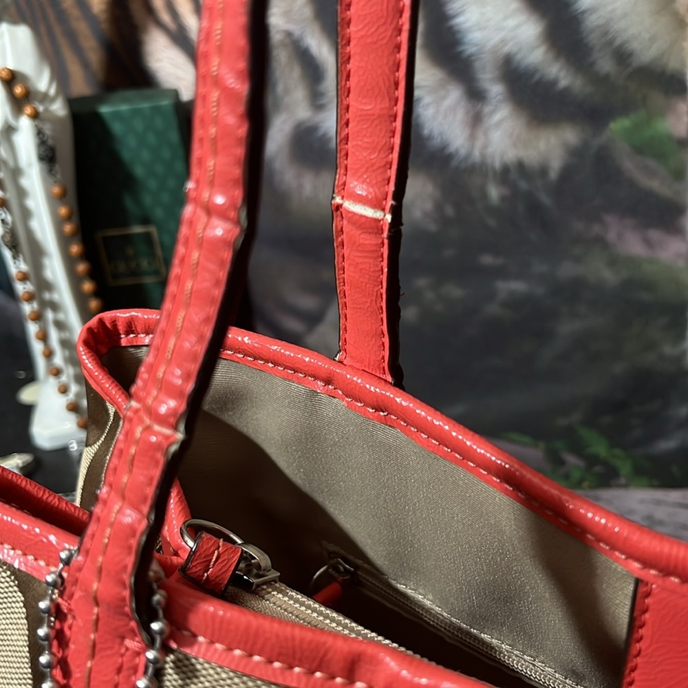 Coach Signature Stripe Carryall - Picture 3 of 16